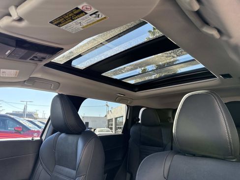 New 2026 Mitsubishi Outlander AWD image 14