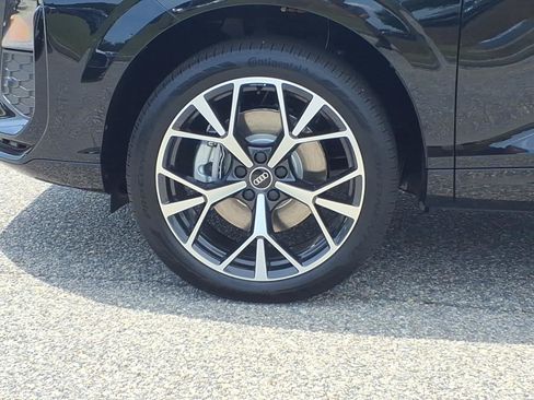 New 2026 Audi Q3 quattro 2.0T AWD/4WD image 10