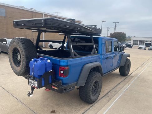 Used 2020 Jeep Gladiator Rubicon image 3