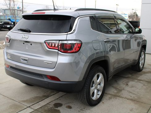 Used 2019 Jeep Compass Latitude w/ Popular Equipment Group image 7