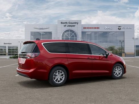 New 2026 Chrysler Voyager LX image 5