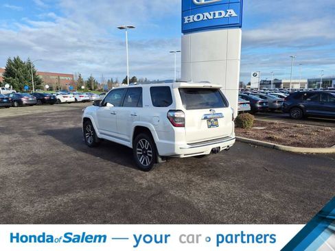 Used 2016 Toyota 4Runner Limited image 4