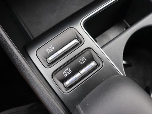 Used 2024 Ford Escape ST-Line FWD image 17