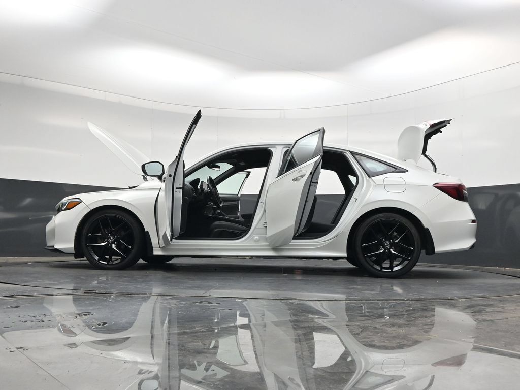 Used 2025 Honda Civic Sport image 40