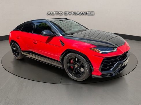Used 2020 Lamborghini Urus AWD/4WD image 3