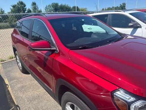 Used 2022 GMC Terrain SLE w/ Driver Convenience Package AWD/4WD image 22