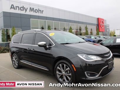 Used 2017 Chrysler Pacifica Limited