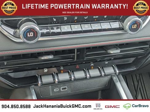 Used 2024 Chevrolet Colorado Z71 w/ Z71 Convenience Package 2 AWD/4WD image 22