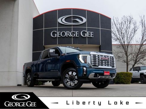 Used 2025 GMC Sierra 2500 Denali w/ Denali Reserve Package image 1