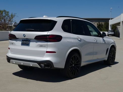 New 2026 BMW X5 xDrive40i w/ M Sport Package AWD/4WD image 19