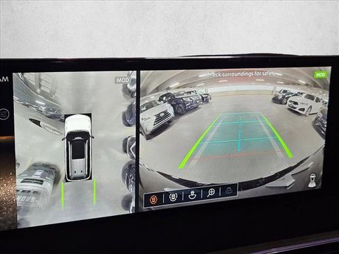 Used 2025 INFINITI QX80 Sensory image 14