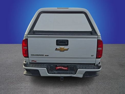 Used 2018 Chevrolet Colorado LT w/ Safety Package RWD image 5
