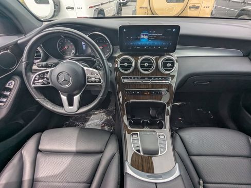 Used 2022 Mercedes-Benz GLC 300 4MATIC w/ Driver Assistance Package image 26