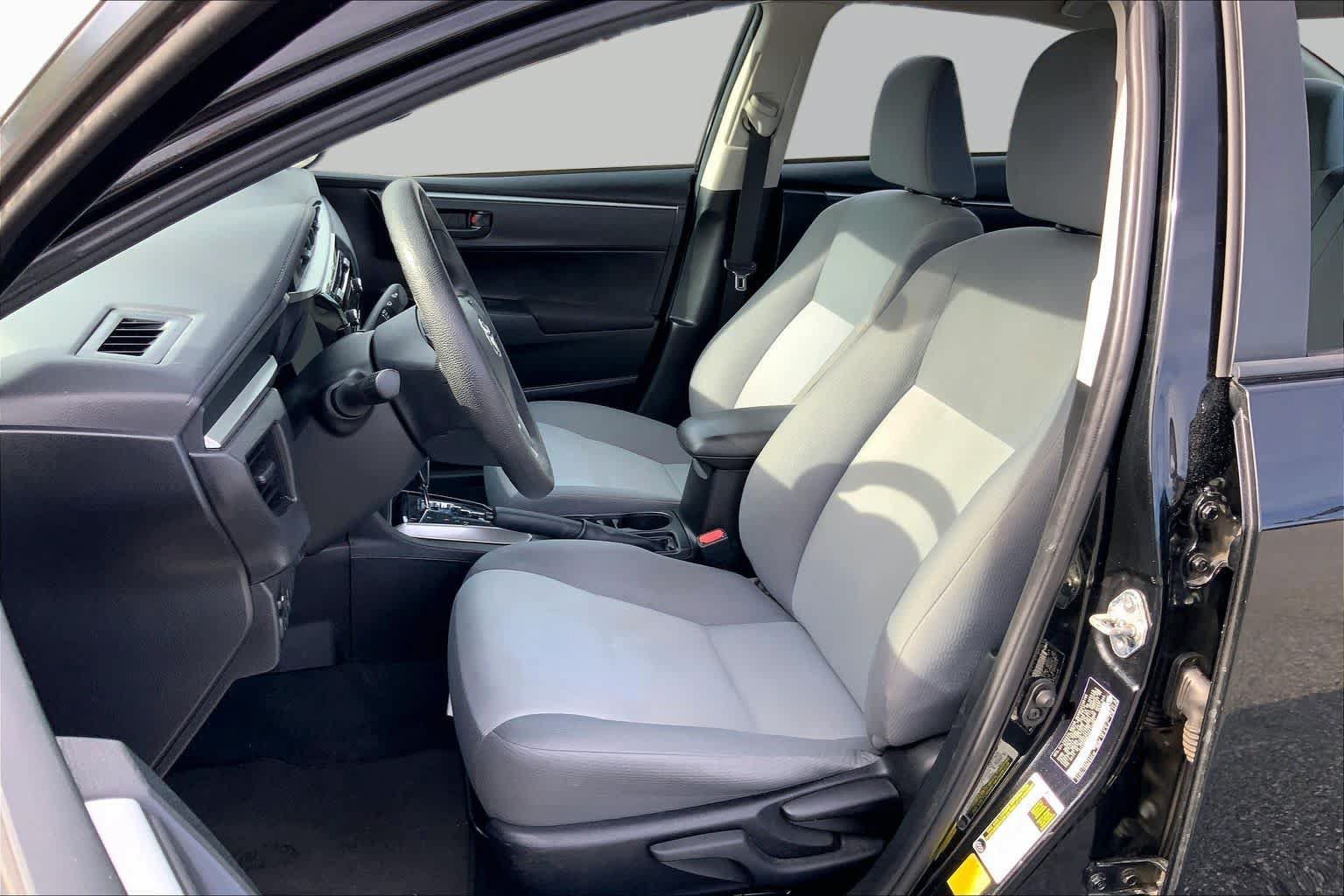 Used 2014 Toyota Corolla L FWD image 8
