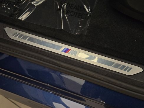 Used 2022 BMW X5 xDrive40i w/ M Sport Package image 34