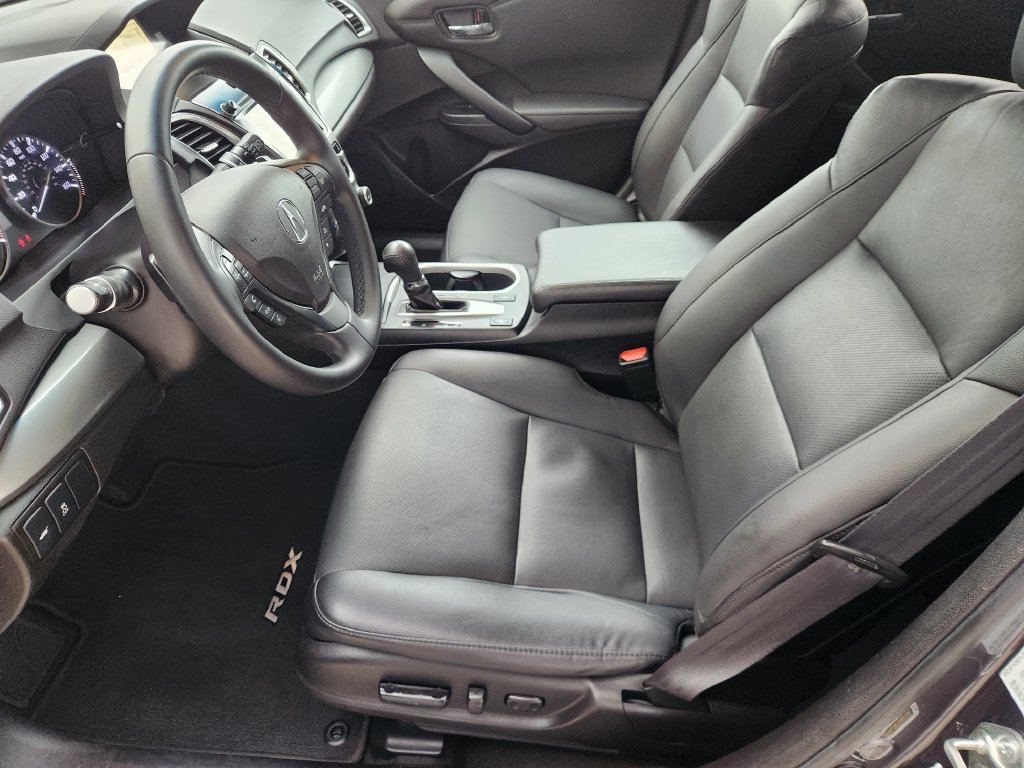 Used 2018 Acura RDX w/ Technology Package FWD image 13