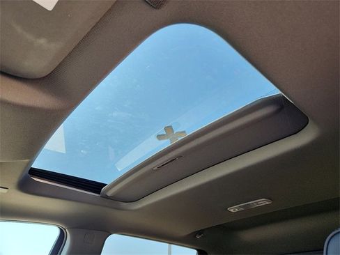 New 2025 GMC Sierra 2500 Denali w/ Denali Reserve Package image 20