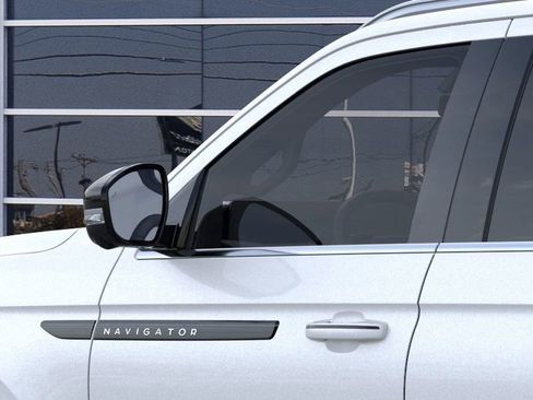 New 2025 Lincoln Navigator L Black Label image 20