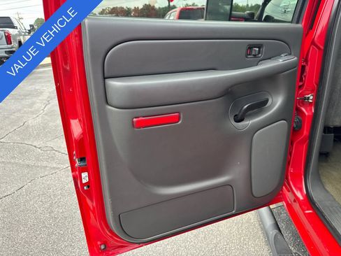 Used 2006 Chevrolet Silverado 2500 LT w/ Heavy-Duty Power Package RWD image 22