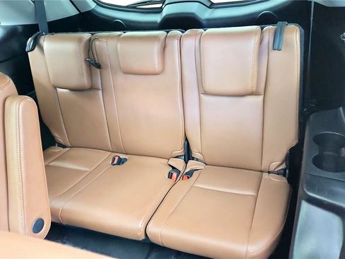 Used 2017 Toyota Highlander Limited Platinum image 17