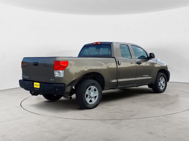 Used 2013 Toyota Tundra 4x4 Double Cab w/ Tow Pkg image 5