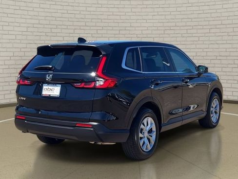 Used 2025 Honda CR-V LX image 5