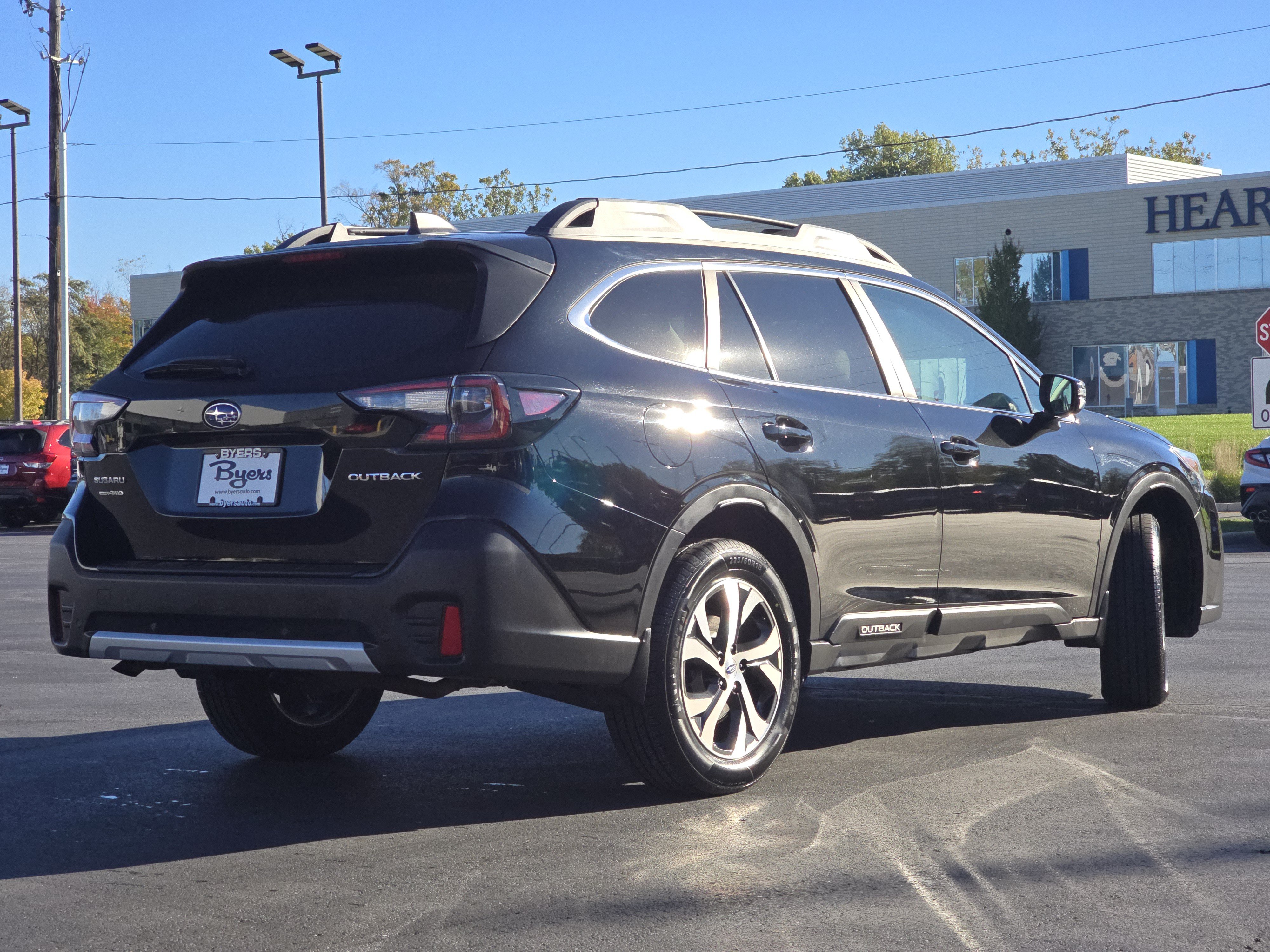 Used 2020 Subaru Outback Limited w/ Popular Package #2 AWD/4WD image 7