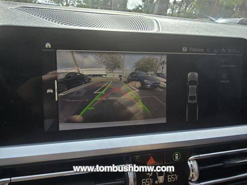 Used 2019 BMW 330i Sedan w/ Premium Package image 13