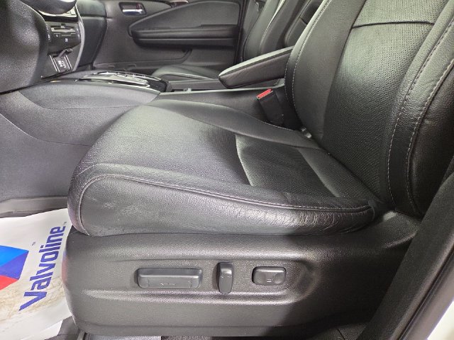 Used 2021 Honda Pilot Elite image 34