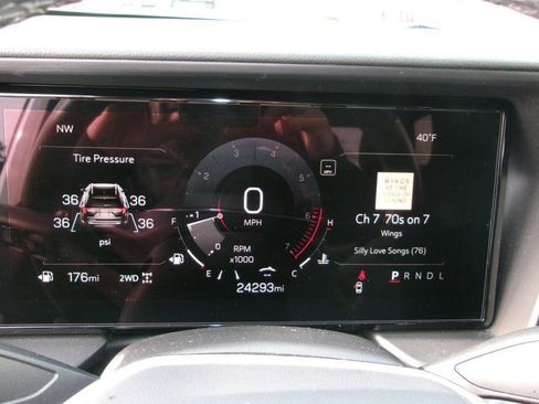 Used 2025 GMC Terrain Elevation image 14