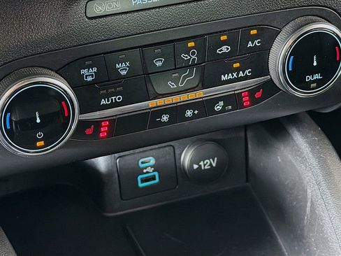 Used 2023 Ford Escape ST-Line image 31