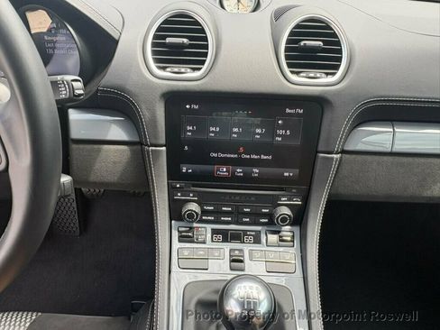 Used 2023 Porsche 718 Cayman GT4 RWD image 19