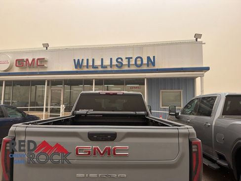 Used 2024 GMC Sierra 2500 AT4 AWD/4WD image 50