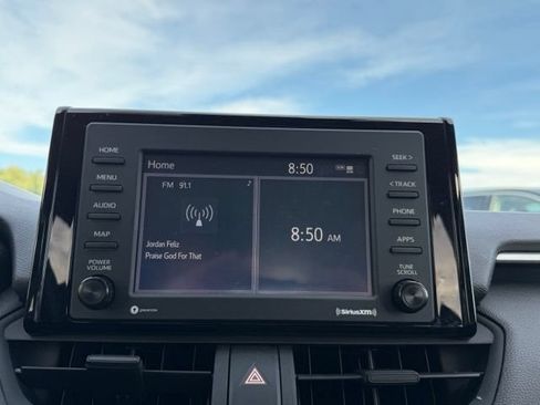 Used 2020 Toyota RAV4 XLE w/ Convenience Package AWD/4WD image 17