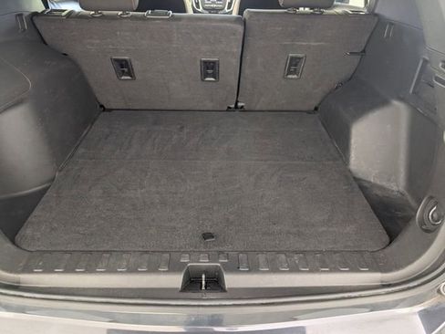 Used 2022 Chevrolet Equinox LT image 29