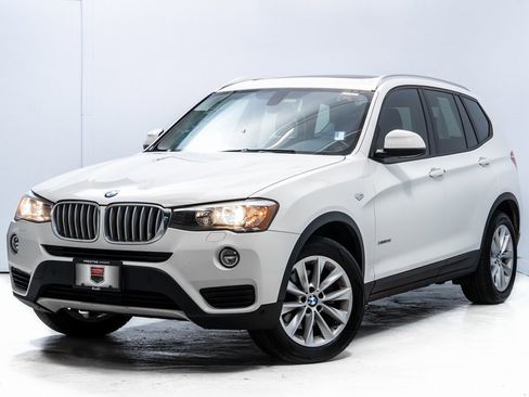 Used 2017 BMW X3 xDrive28i image 1