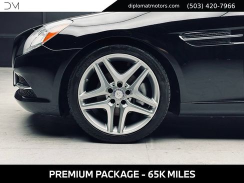 Used 2014 Mercedes-Benz SLK 250 image 32