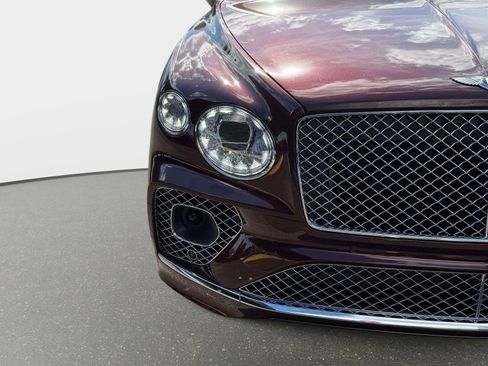 Used 2022 Bentley Bentayga image 9