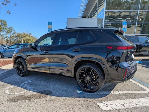 New 2026 Volkswagen Tiguan SE R-Line FWD image 4