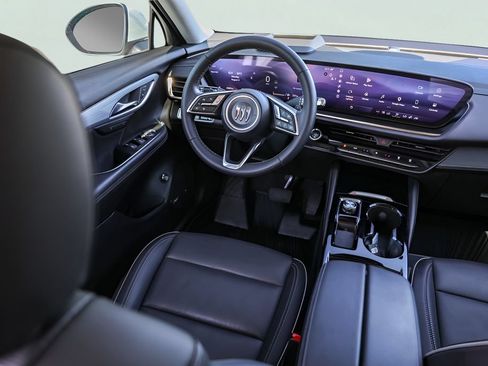Used 2024 Buick Envision Avenir AWD/4WD image 28