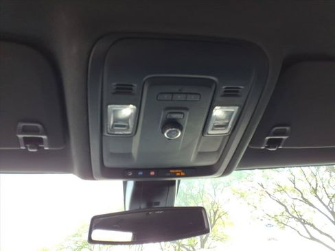 Used 2021 Chevrolet Tahoe LT AWD/4WD image 23