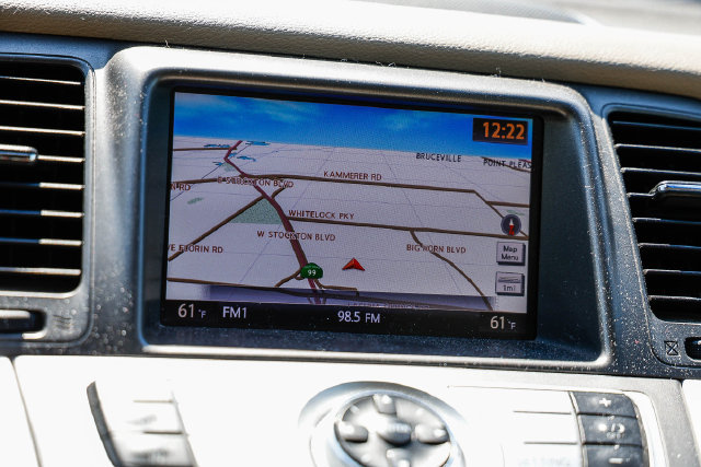 Used 2012 Nissan Murano LE w/ Platinum Pkg FWD image 13
