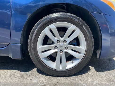 Used 2012 Nissan Altima 2.5 S FWD image 13