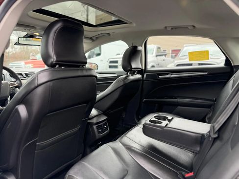 Used 2016 Ford Fusion Energi Titanium w/ Driver Assist Package image 22