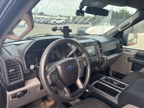 Used 2017 Ford F150 XL w/ Equipment Group 101A Mid RWD image 7