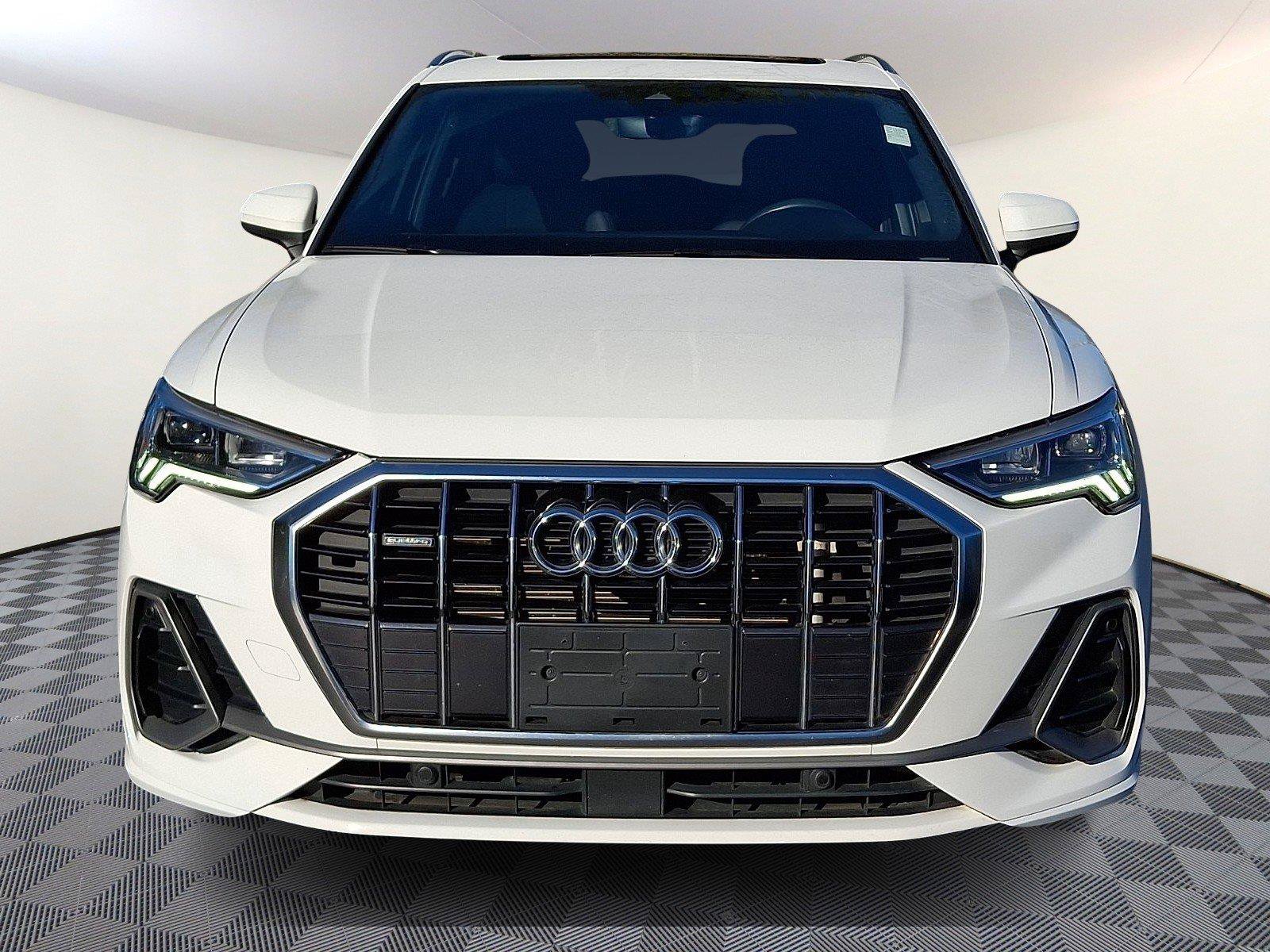 Used 2023 Audi Q3 2.0T Premium AWD/4WD image 2