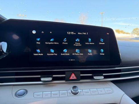 New 2026 Hyundai Elantra Limited FWD image 15