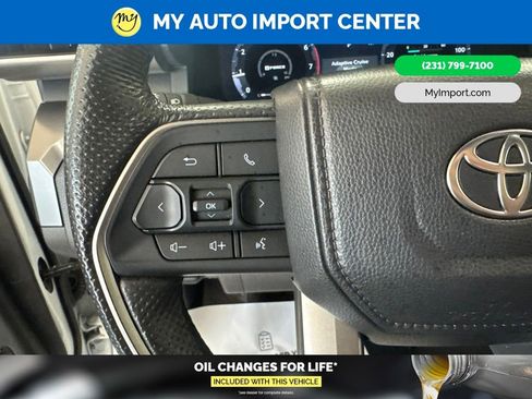 Used 2024 Toyota Tacoma TRD Off-Road AWD/4WD image 15