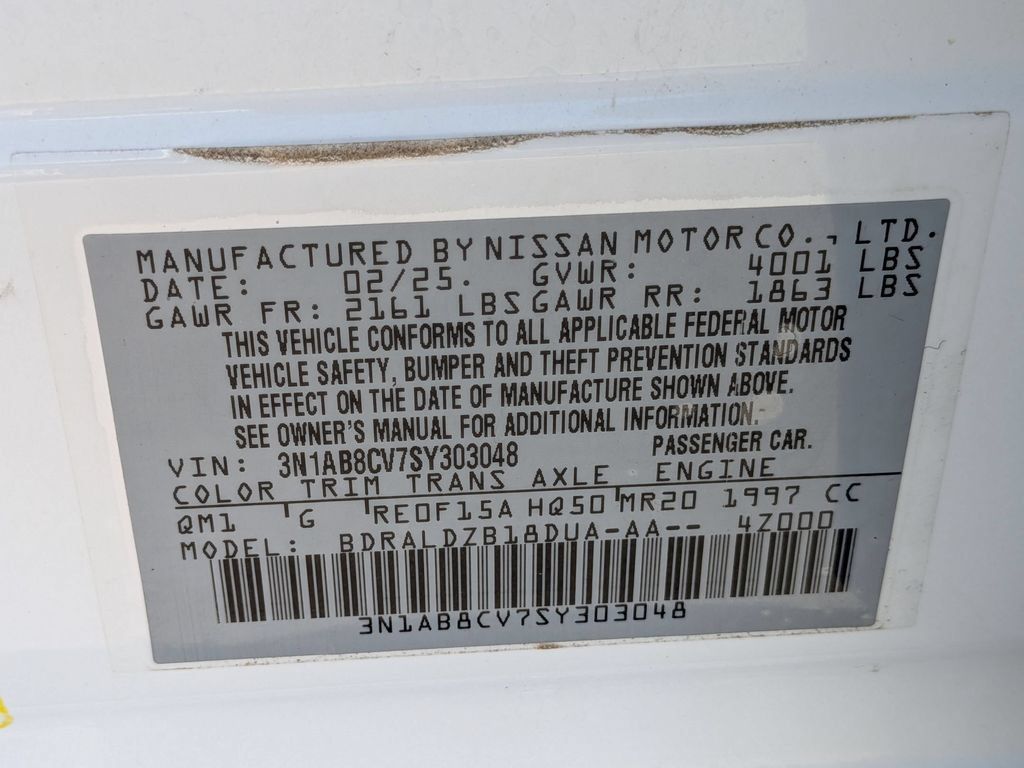 Used 2025 Nissan Sentra SV FWD image 35