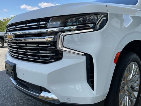 Used 2024 Chevrolet Tahoe Premier AWD/4WD image 26